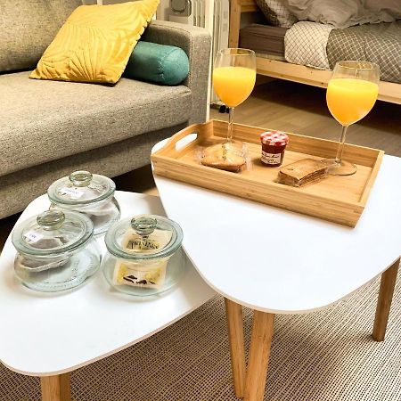 Studio Avec Lumiere D'Ambiance - Proche Victoire Apartment Bordeaux Ngoại thất bức ảnh